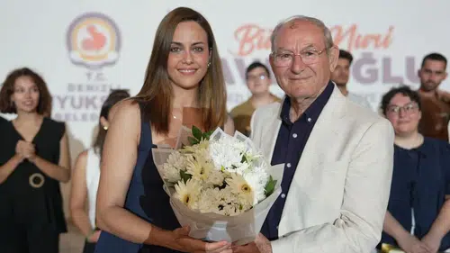 Denizli’de sinema rüzgarı: Usta isimler beyaz perde tutkunlarıyla buluştu