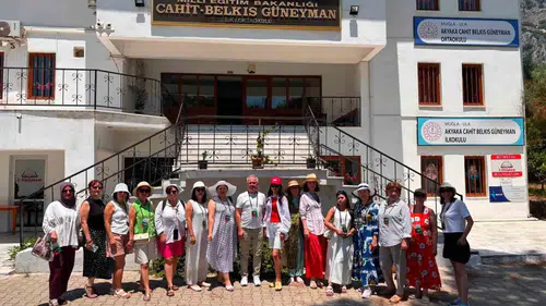 Kazakistanlı eğitimcilerin Muğla durağı: Deneyimler paylaşıldı, kültürler buluştu