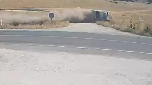 Afyonkarahisar'da feci kaza: Genç sürücü hayatını kaybetti
