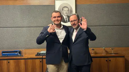 Denizlerin efendisi Tuna Tunca’ya Ankara’dan tebrik telefonu