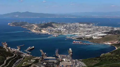 Deniz ticaretinin kalbi Aliağa’da atıyor: 2026’nın ilk yarısında zirveyi bırakmadı