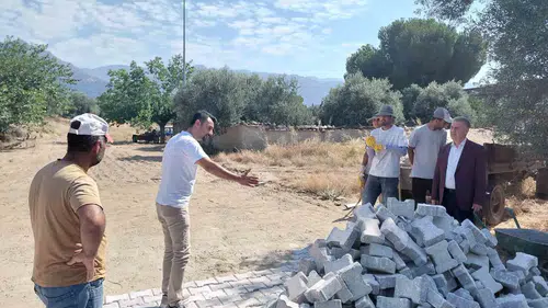 Buharkent’te ulaşım konforu için düğmeye basıldı: Sokaklar yenileniyor