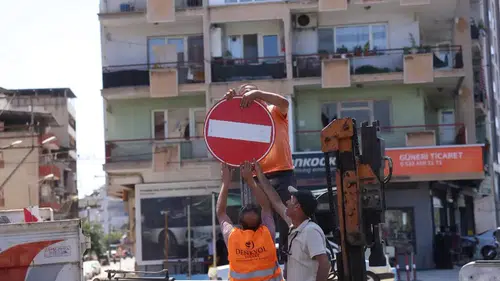 İncirliova'da sürücülere yeni trafik düzenlemesi uyarısı