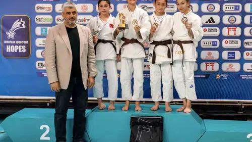Manisalı judocular Kocaeli’nde tarih yazdı: Avrupa arenasında üç madalya