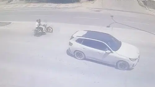 Bolvadin'de feci kaza: Hatalı manevra can aldı, sürücü tutuklandı
