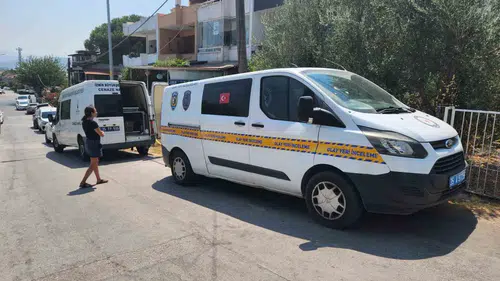 Urla'da yürek yakan veda: Lösemi hastası oğlunu vuran anne yaşamına son verdi