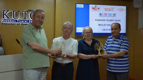 Kuşadası'nın altın sıvı elçilerine Ticaret Odası'ndan büyük vefa