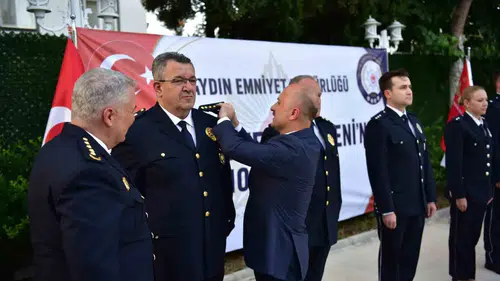 Aydın’da Emniyet Teşkilatında Rütbe Sevinci: Vali Varol’dan Terfi Eden Personele Başarı Mesajı