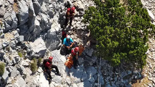 Babadağ’ın Gökyüzünde Acı Son: Tandem Paraşüt Uçuşu Kayalıklara Çakıldı