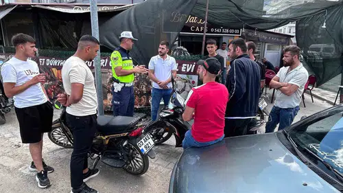 Afyonkarahisar jandarmasından dev trafik seferberliği: Binlerce sürücüye hayati uyarılar