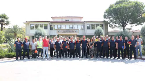 Denizli OSB'de afet bilinci: Saniyelerle yarışan başarılı tahliye