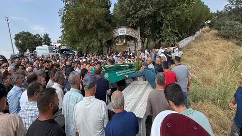 Kula’da yürek yakan veda: 13 yaşındaki Fikri son yolculuğuna uğurlandı