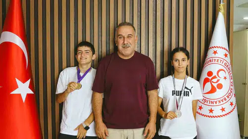Aydınlı özel sporcular Konya’dan madalyalarla döndü