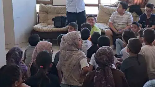 Ekran başında geçen saatler tehlikeye dönüşmesin: Müftülükten gençlere dijital rehberlik