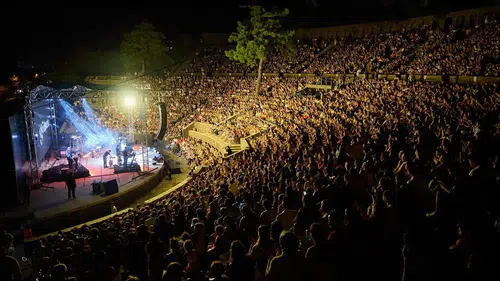 Pop Müziğin Zirvesi Marmaris’te Buluşuyor: Tarkan ve Kenan Doğulu Aynı Gece Sahne Alacak