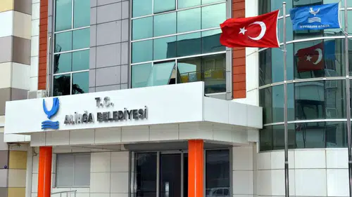 Aliağa Belediye Meclisinde deprem: CHP’de toplu istifa dengeleri değiştirdi
