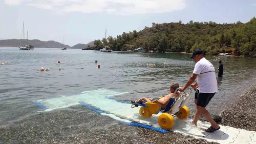 Muğla sahillerinde engelsiz deniz keyfi: 8 ilçede 23 nokta hizmet veriyor
