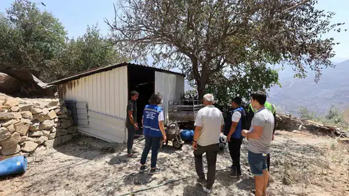 Seydikemer’de yangın mağdurlarına Büyükşehir eli uzanıyor