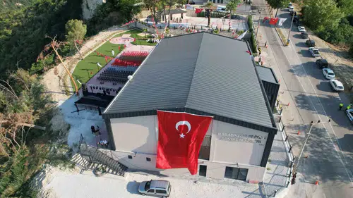 Babadağ’da çifte bayram: Sosyal tesisler ve modern stadyum hizmete girdi