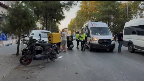 Yasak U Dönüşü Zincirleme Kaza Çıkardı: Motosikletli Yaralandı