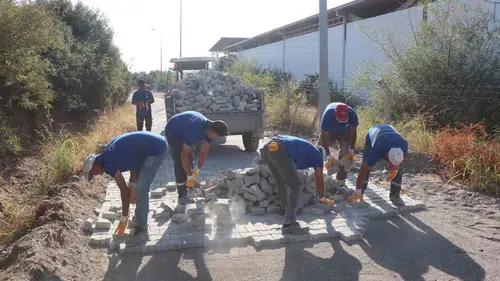 Bozdoğan’da Sanayi Sitesine Konforlu Ulaşım: Kilitli Parke Taşı Döşeme İşi Tamamlandı