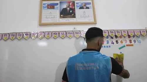 Sınıflar Yeni Döneme Hazır: 50 Yükümlü 11 Okulda Mesai Yaptı