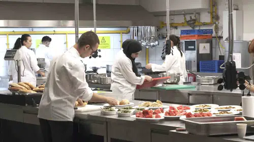 Ağrı ve İzmir lezzetleri aynı tencerede buluştu: Gastronomide kültür köprüsü