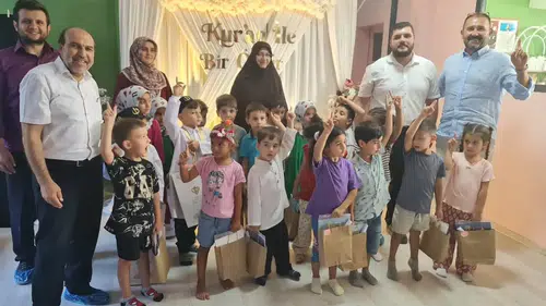 Söke'de minik kalplerden büyük başarı: Kur'an-ı Kerim'i hatmettiler
