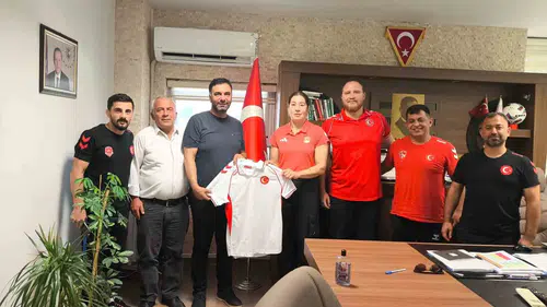 Minderin genç yıldızları Afyonkarahisar’da dünya şampiyonasına bileniyor
