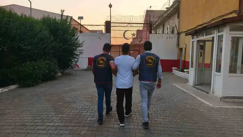 Efeler'de hırsızlık firarisi JASAT operasyonuyla yakayı ele verdi