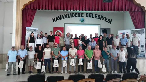 Kavaklıdere’de Ceviz Üreticilerine Verimlilik İçin Kapsamlı Eğitim