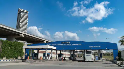 İzmir Otogarı’nda yönetim devri: Belediye iştirakleri sahneye çıkıyor