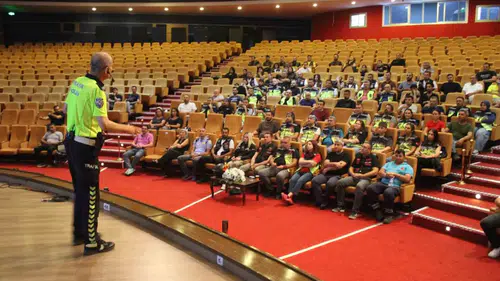 Aydın’da motosiklet tutkunlarına hayati uyarılar: Kaskınız en değerli kaportanız