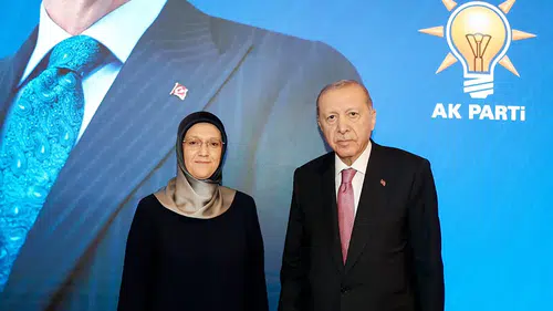 Rektör Kibar’dan Beştepe’de kapsamlı MCBÜ sunumu: Gelecek projeleri masaya yatırıldı