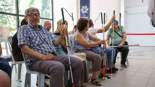 Aydın’da Görme Engellilerin Bağımsızlık Sembolü Törenle Dağıtıldı