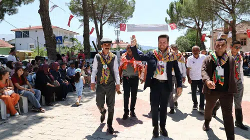 Tavas’ta Yörük rüzgarı: Binler kültürel mirası yaşatmak için bir araya geldi
