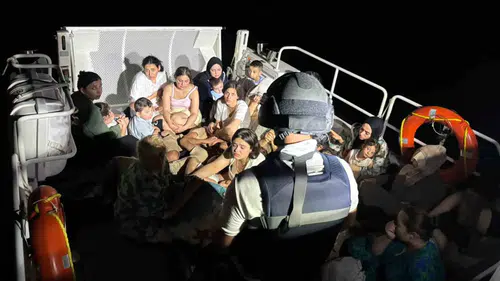 Gökova'da yasa dışı geçişe geçit yok: 64 kişi yakalandı