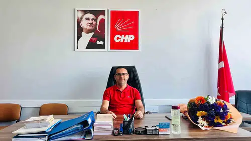 Söke CHP’de bayrak değişimi: Erkan Kaçar koltuğa oturdu