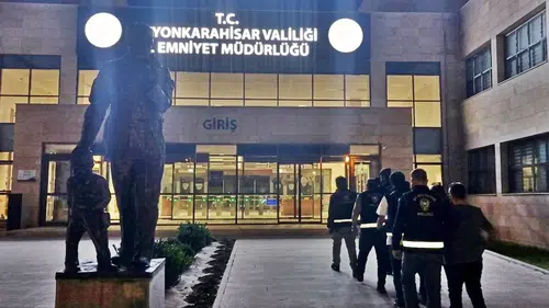 Sanayideki emanet otomobil için 116 saatlik titiz takip: Hırsızlar köyde yakayı ele verdi