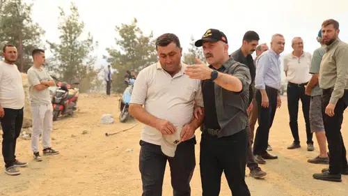 Çine'de yangın bölgesine çıkarma yaptı: Vali Varol'dan "devlet yanınızda" mesajı