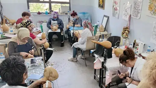 Aydın’da yaz ayları verimli geçiyor: Halk eğitim kursları yoğun ilgi görüyor
