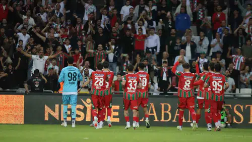 Karşıyaka’da kabus gibi başlangıç: Şampiyonluk hedefi yerini arayışa bıraktı