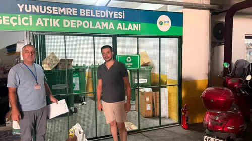 Mutfaktaki atık yağı getirene hediye yağ: Yunusemre’de çevreci dönüşüm