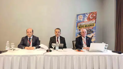 Yerel basının kan kaybı Afyonkarahisar’da masaya yatırıldı: Gazete sayısı 400’ün altına geriledi
