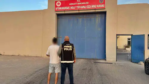 Afyonkarahisar’da zehir tacirine geçit yok: 14 yılı aşkın hapis cezasıyla aranıyordu