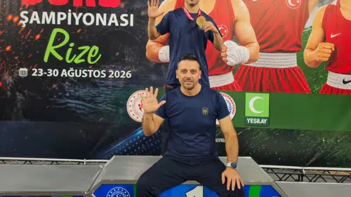 Rize’de Kürsü Aydın’ın: Tevfik Akkaş’tan Tarihi Beşinci Şampiyonluk