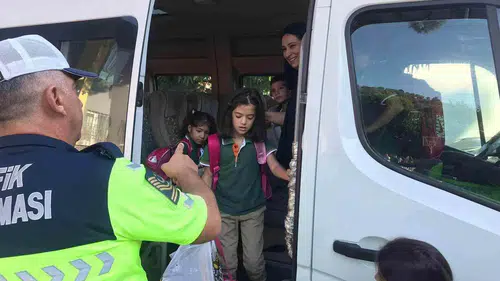Koçarlı’da eğitim mesaisi başladı: Okul yollarında sıkı güvenlik çemberi