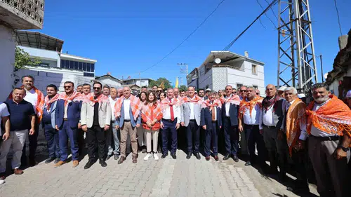 Sancaklıiğdecik’te Yörük rüzgarı: Bağ bozumu coşkusu şenliğe dönüştü