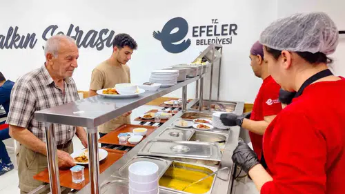 Efeler'de mutfaklar boş kalmıyor: Dört dörtlük menü uygun fiyatla sofralarda