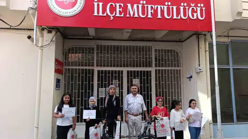 Emirdağ'da Yaz Kur'an Kursları Heyecanı: Bilgi Yarışmasında Dereceye Giren Öğrencilere Ödül Yağmuru